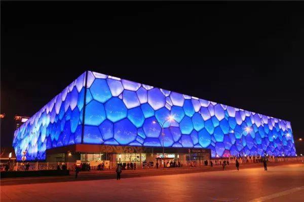 Base-beijing Sanlitun Serviced Apartment-close To Forbidden City, Tian'anmen Square &bike &subway Line 2&3&17 &free Coffee &washing Machine, Kitchen &english Speaking &high Speed Free Wifi &robot Apartment