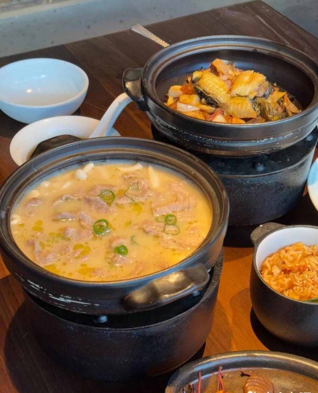 Base-beijing Sanlitun Serviced Apartment-close To Forbidden City, Tian'anmen Square &bike &subway Line 2&3&17 &free Coffee &washing Machine, Kitchen &english Speaking &high Speed Free Wifi &robot