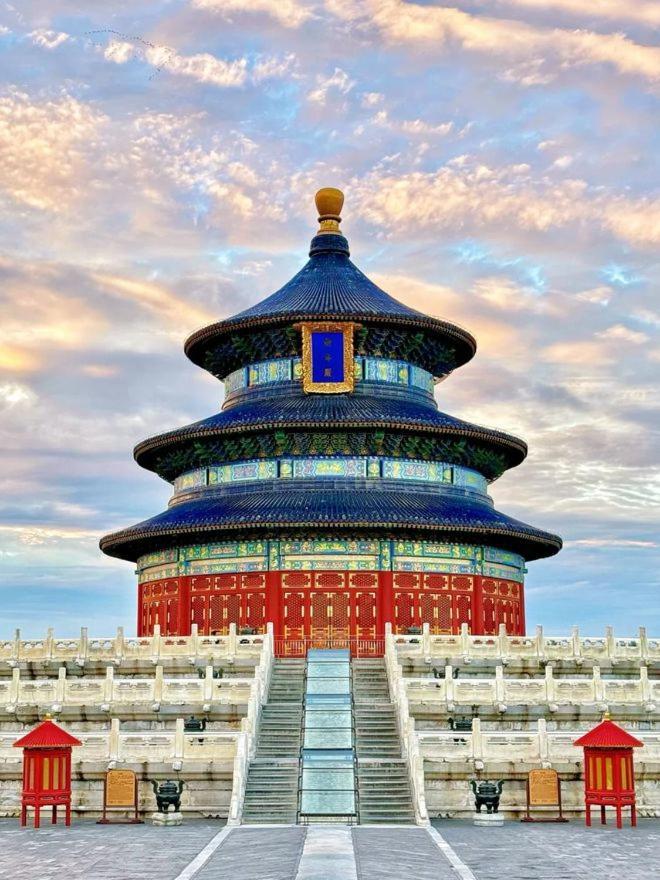 Base-beijing Sanlitun Serviced Apartment-close To Forbidden City, Tian'anmen Square &bike &subway Line 2&3&17 &free Coffee &washing Machine, Kitchen &english Speaking &high Speed Free Wifi &robot Beijing